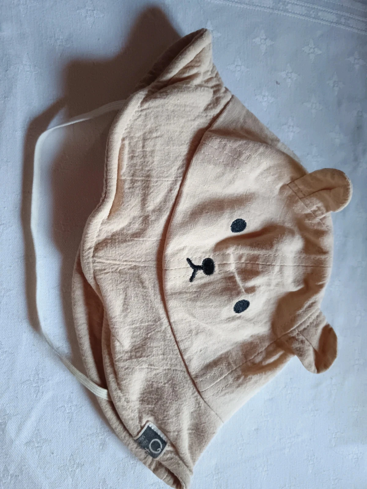 Chapeau bébé ourson oreilles